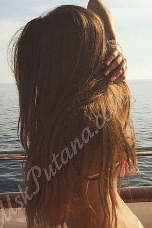 Аня, метро Лубянка