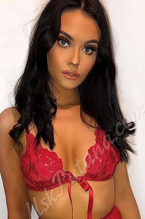 Николь, метро Курская