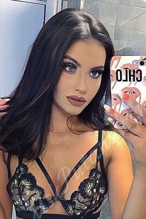 Ириша, метро Нахимовский проспект