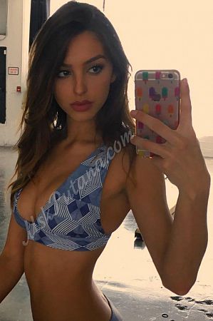 Юлия, метро Добрынинская