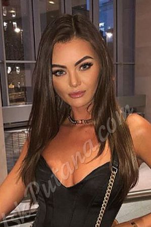 Марина, метро Шелепиха