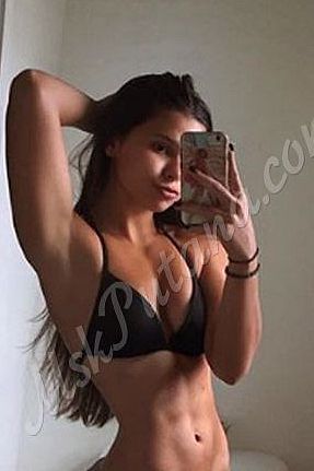 Оленька, метро Парк культуры