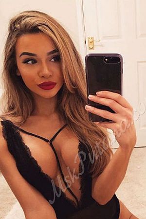 Марина, метро Белокаменная