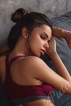 Зарина, метро Алма-Атинская