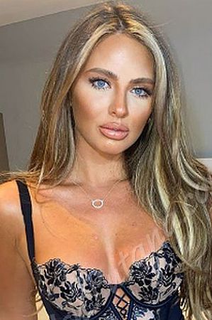 Полина, метро Парк Победы