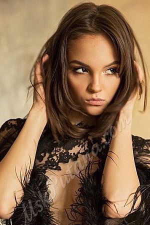 Агата, метро Александровский сад