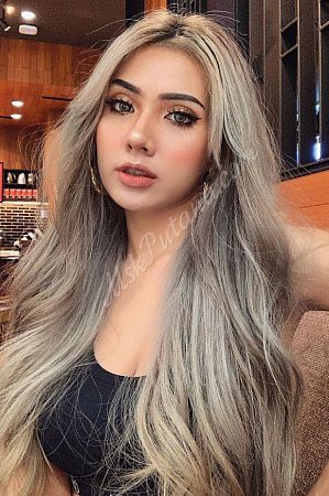 Дина, метро Деловой центр