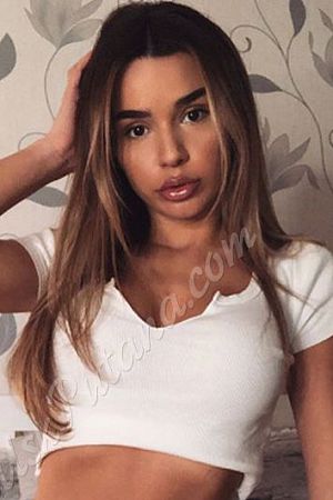 Юля, метро Библиотека имени Ленина