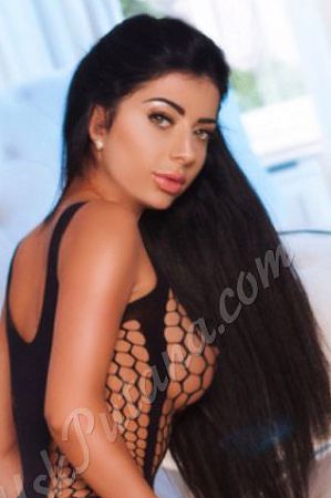 Стеша, метро Чистые пруды