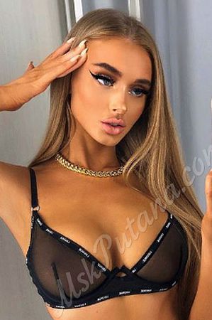 Даша, метро Багратионовская