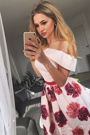 Юля, метро ЗИЛ