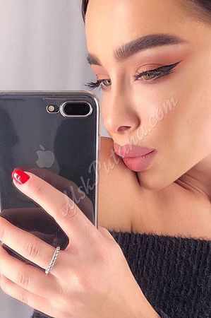 Ева, метро Калужская