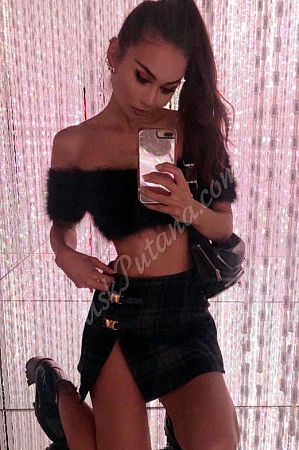 Юля, метро Октябрьская