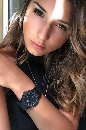 Кира, метро Ленинский проспект