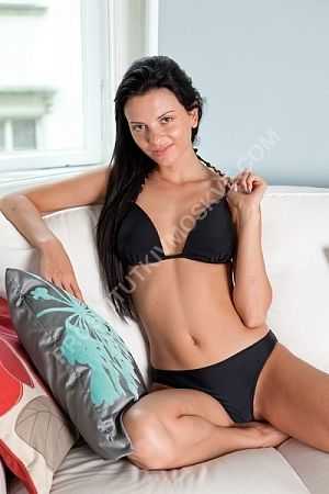 Мила, метро Студенческая