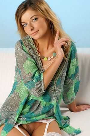 Алина, метро Пионерская