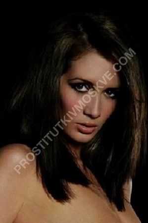 Ира, метро Кропоткинская