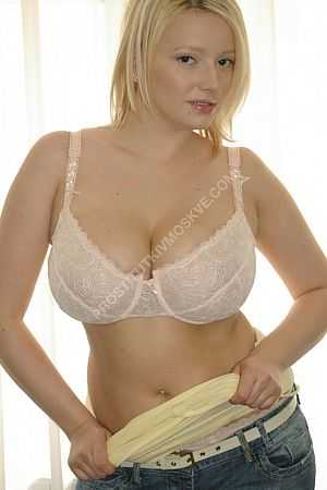 Алиса, метро Выставочная