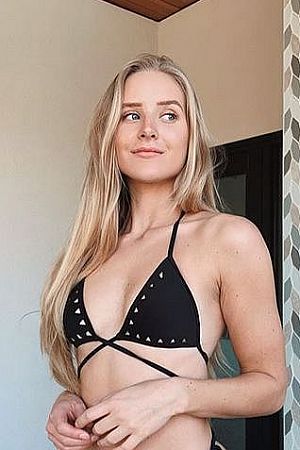 Мария, метро Белорусская