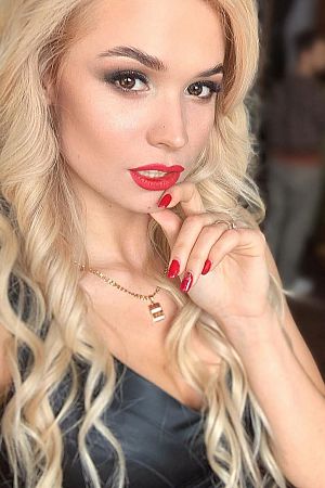 алиса, метро Стрешнево