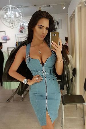 Лера, метро Бунинская аллея