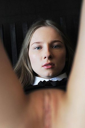 Яна, метро Лужники