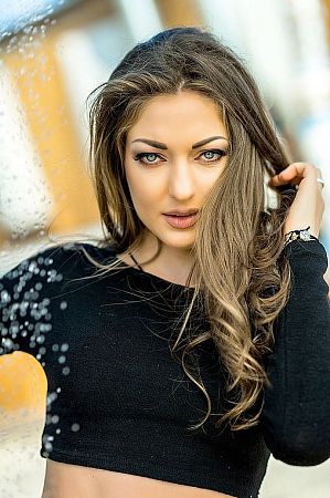 Валентина, метро Панфиловская