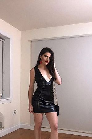 Карина, метро Войковская