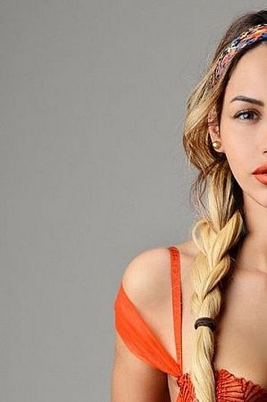 Яна, метро Парк Победы