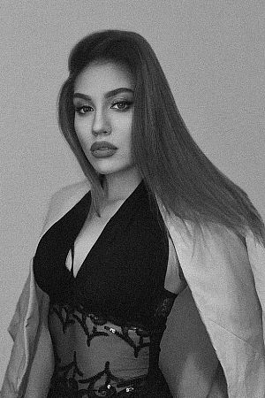 Анна, метро Университет