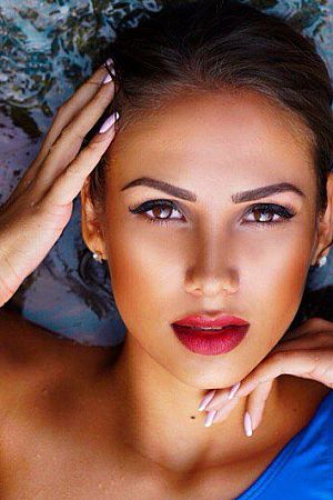 Анжелла, метро Тургеневская