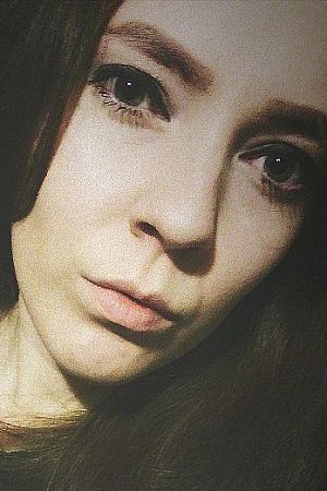 Лена, метро Смоленская