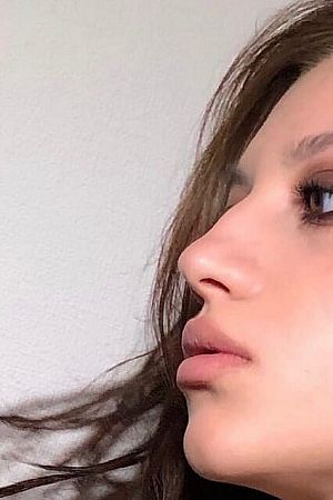 Анна, метро Чистые пруды