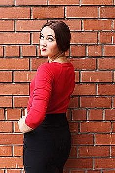 Анна, метро Севастопольская