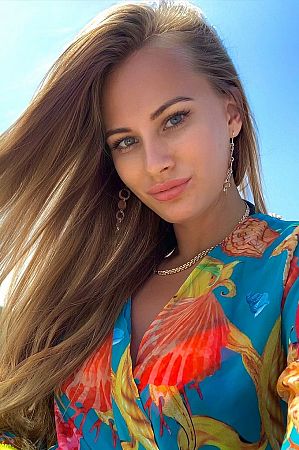 Анжелла, метро Угрешская