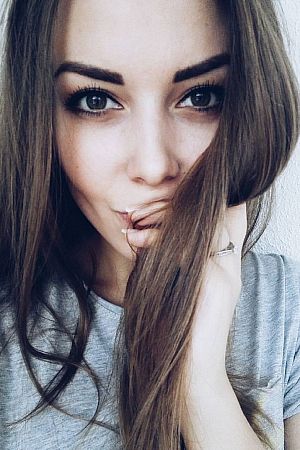 Лена, метро Петровский парк