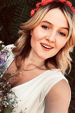 Катерина, метро Курская