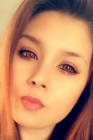 Лена, метро Римская