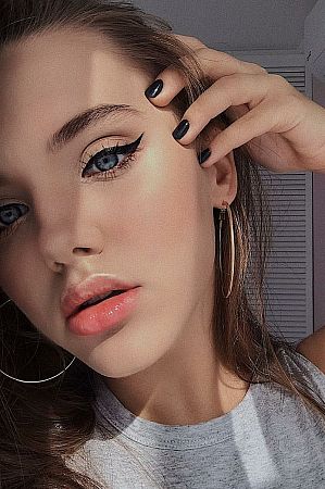 Анна, метро Нагорная