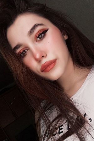 Анна, метро Смоленская