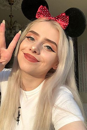 Катерина, метро Озёрная