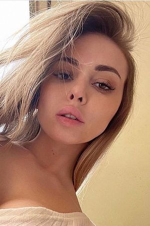 Анна, метро Бабушкинская