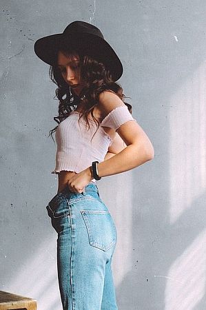 Анна, метро Улица Старокачаловская