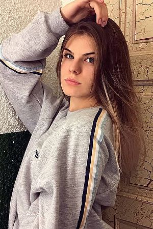 Регина, метро Панфиловская