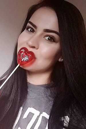 Неля, метро Коломенская