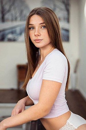 Кира, метро Площадь Ильича