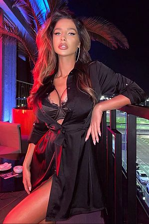 Таня, метро Выхино