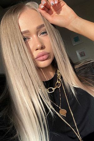 Саша, метро Хорошёвская