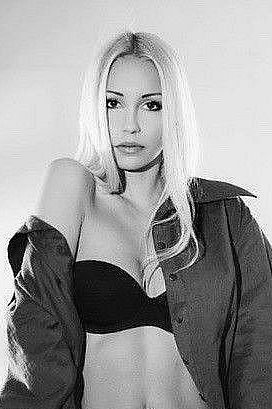 Даша, метро Деловой центр