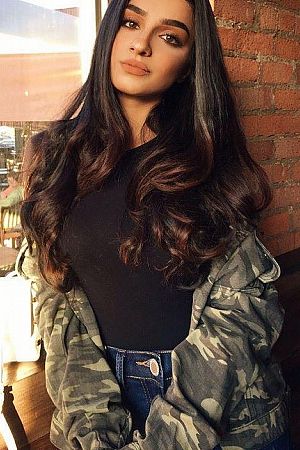 мария, метро Отрадное